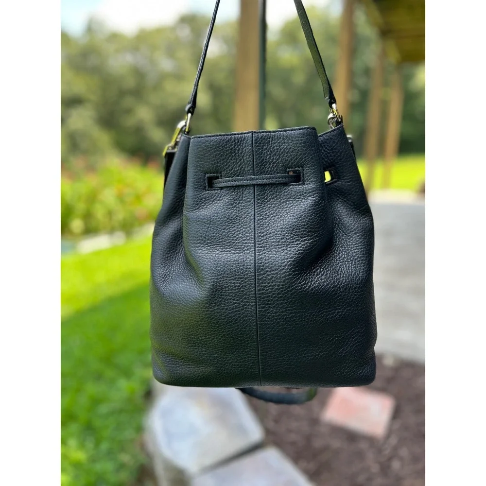 Kate Spade Grey Street Cooper Bucket Bag Black Pebbled Leather Crossbody
